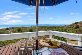 Oceanside Bach - Mount Maunganui Holiday Home